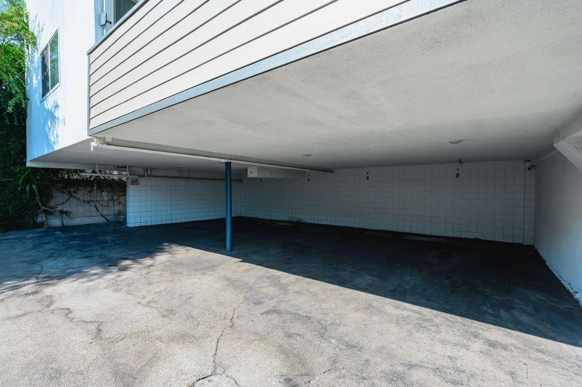פסדינה New Renovated 2B2B Apt Self Checkin Free Parking 1 מראה חיצוני תמונה